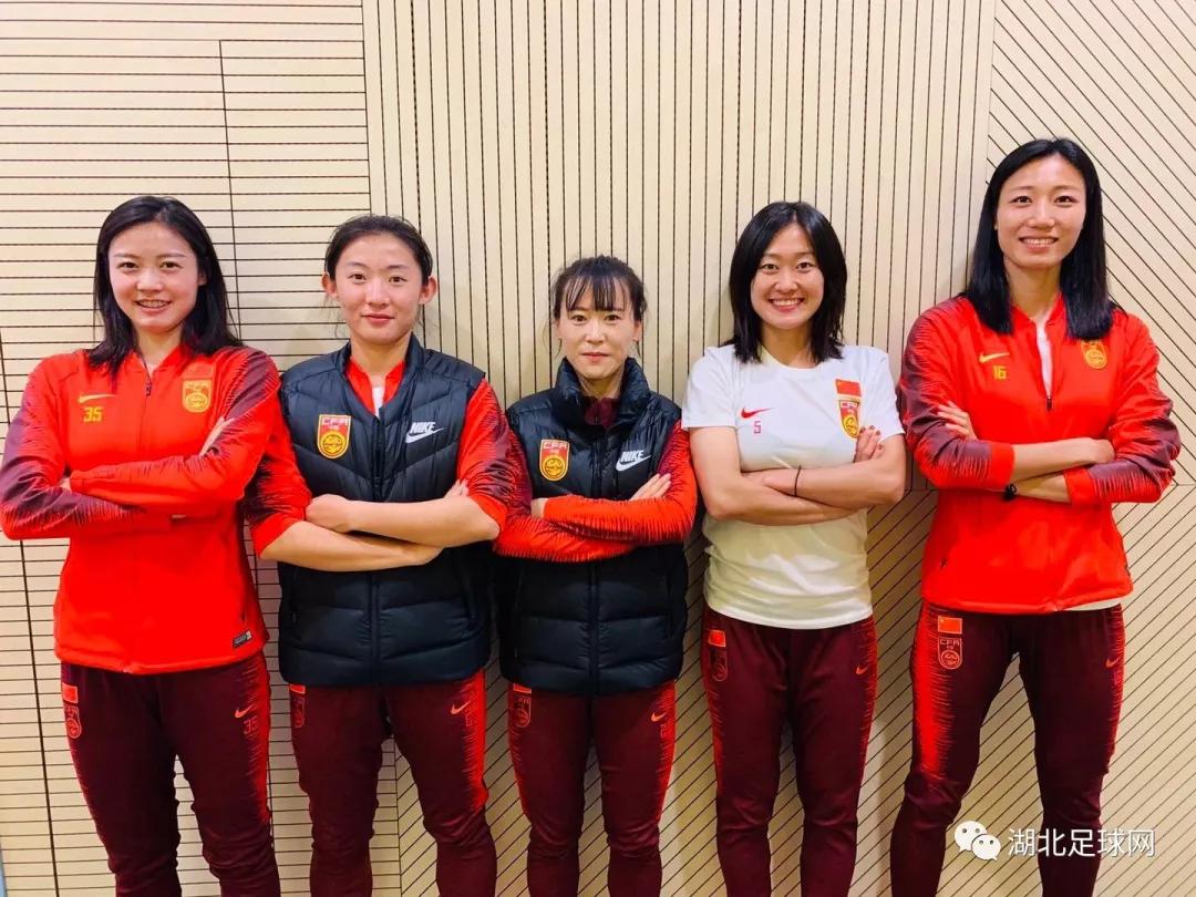 关于杨丽操刀国际足球比赛，备受期待的信息